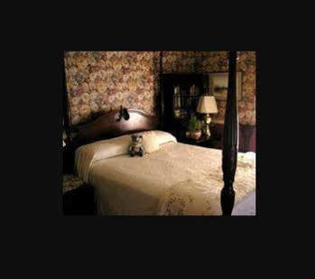Bed & Breakfast Fleetwood House